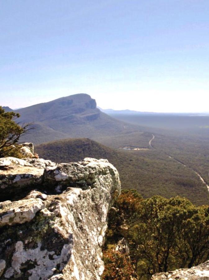 #Grampians Views Getaway #Cbd #Netflix Lägenhet Stawell Exteriör bild